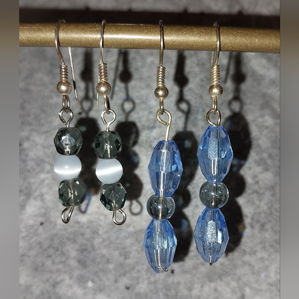 2 Pair Beaded Dangle Earrings